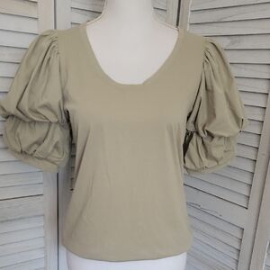 Express Women's Soft Green Scoopneck  Puff Sleeve Blouse